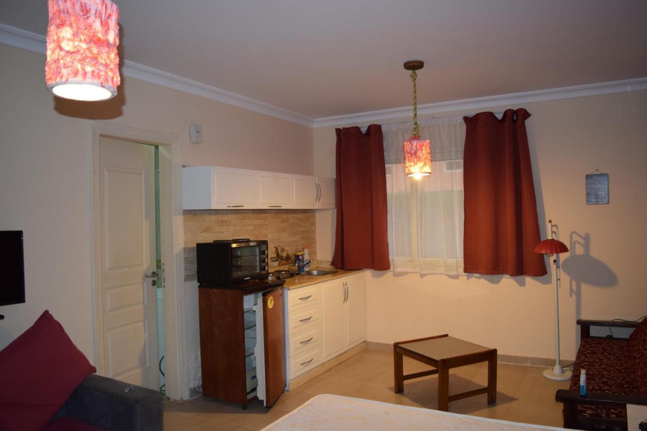 Comfortable Studio In Hotel Karma With Private Beach And Pools Family Only Or Female Gurdaka Kültér fotó